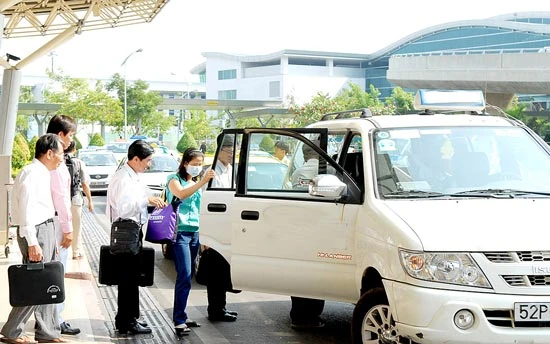 Thời của taxi online