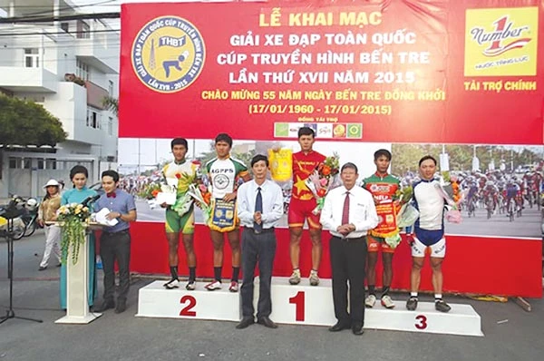 Nhãn hàng Number 1 đồng hành cùng Giải xe đạp Cúp Truyền hình Bến Tre 2015