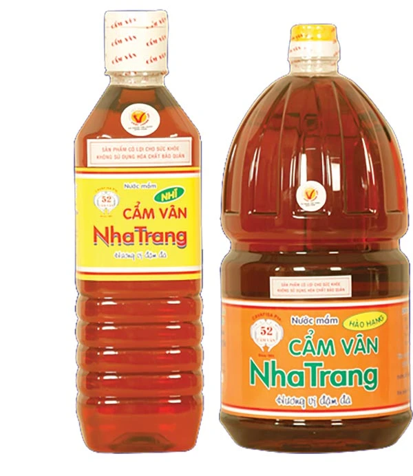 Nước mắm Cẩm Vân Nha Trang