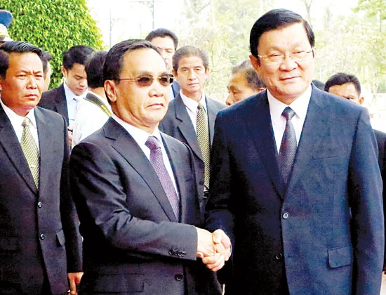Chủ tịch nước Trương Tấn Sang hội kiến với Thủ tướng và Chủ tịch Quốc hội Lào