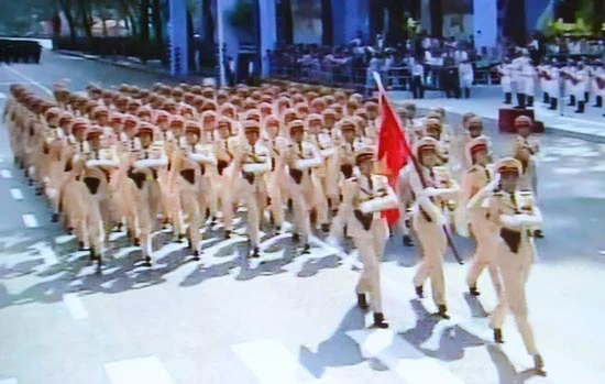 Diễu binh, diễu hành kỷ niệm 40 năm Ngày giải phóng hoàn toàn miền Nam, thống nhất đất nước (phần 2)