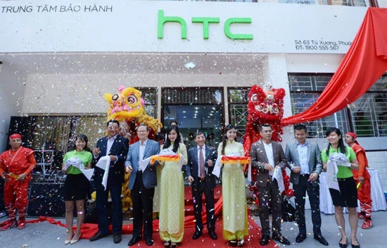 HTC mở trung tâm bảo hành chính hãng tại TPHCM