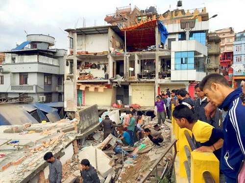 Động đất mạnh 7,9 độ richter ở Nepal: Ít nhất 1.130 người chết