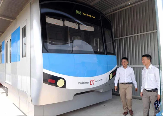 Đường sắt nội đô: Gian nan metro