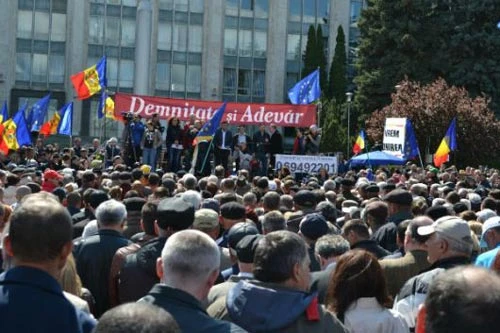 Moldova: Biểu tình lớn do ngân hàng để thất thoát 1 tỷ USD