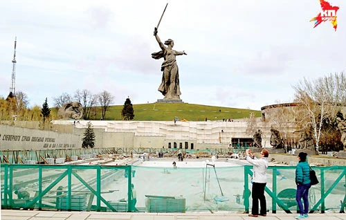 Trên đất thiêng Stalingrad…