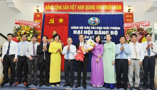 Đồng chí Nguyễn Tấn Phong tái đắc cử Bí thư Đảng ủy Báo SGGP