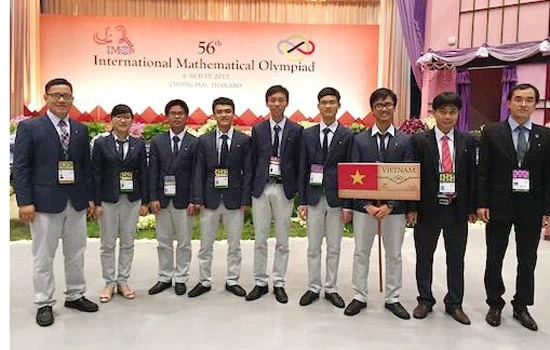 Olympic Toán học quốc tế 2015: Việt Nam đoạt 2 huy chương Vàng, 3 Bạc, 1 Đồng