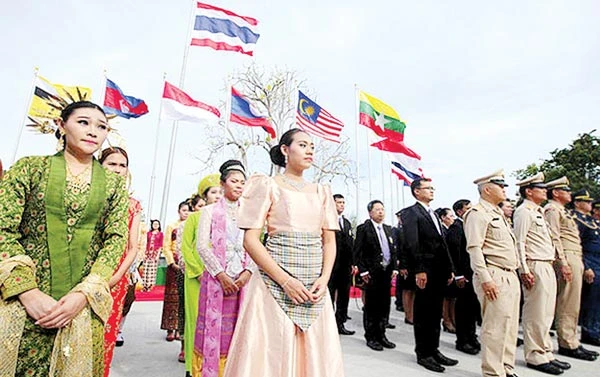 48 năm ASEAN tiến tới AC