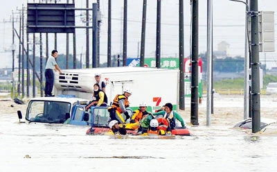 Nhật Bản gồng mình đối phó lũ