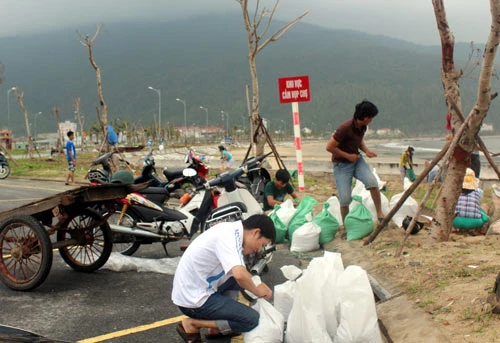 Miền Trung: Khẩn trương triển khai phòng chống bão số 3