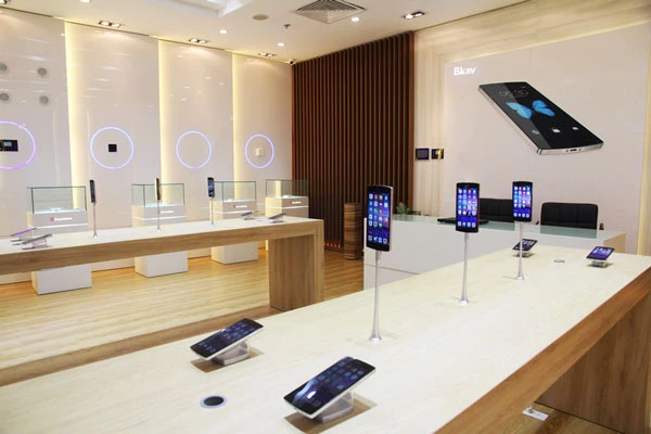 BKAV mở showroom trải nghiệm Bphone