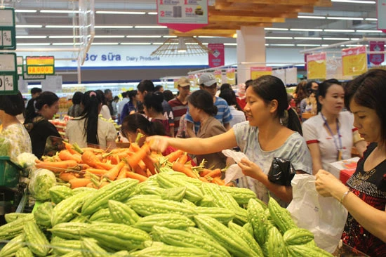 Siêu thị đua khuyến mãi thực phẩm