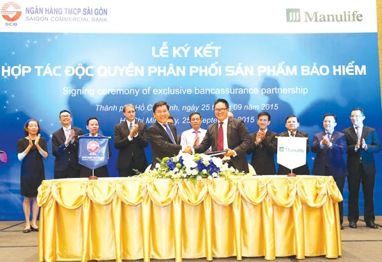 Ngân hàng TMCP Sài Gòn và Manulife Việt Nam ký kết hợp tác độc quyền phân phối sản phẩm bảo hiểm