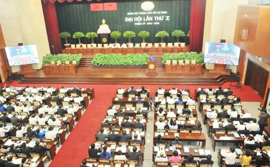 444 đại biểu tham dự phiên trù bị Đại hội Đại biểu Đảng bộ TPHCM lần thứ X