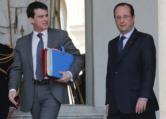 Tỷ lệ ủng hộ Chính phủ Pháp thấp kỷ lục