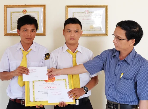 Đà Nẵng: Bắt đối tượng giả danh cán bộ lừa đảo lái xe taxi
