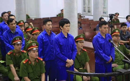 Vụ 6 cựu quan chức ngành đường sắt nhận “lót tay” 11 tỷ đồng: Phạm Hải Bằng và đồng phạm bị phạt hơn 50 năm tù giam