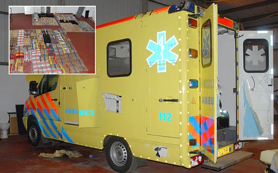 Đội xe cứu thương giả từ Hà Lan tuồn ma túy vào Anh