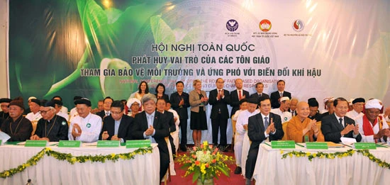 Chung tay ứng phó biến đổi khí hậu