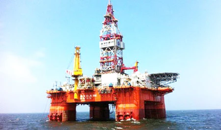 Giàn khoan Hải Dương 981 của Trung Quốc lại khoan dầu ở biển Đông