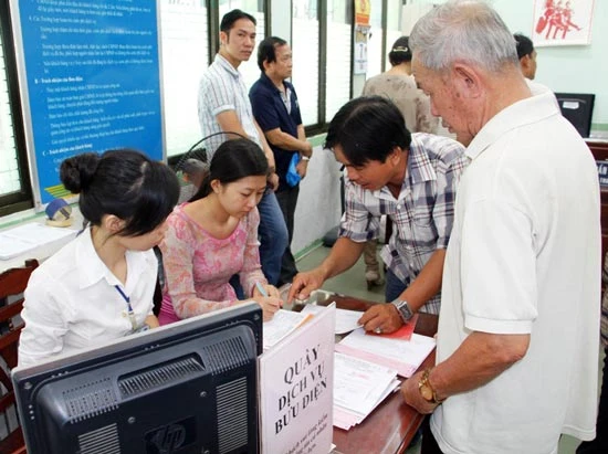 Ngày đầu tiên cấp CMND 12 số ở TPHCM: Trật tự, nhanh gọn