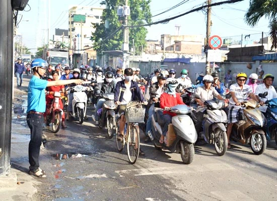 Đội hình phản ứng nhanh giao thông