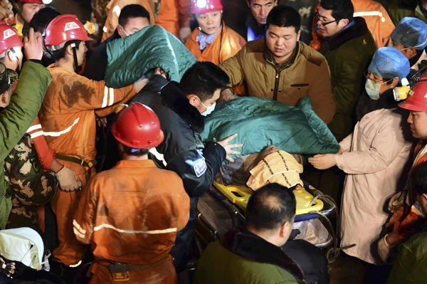 Chủ mỏ thạch cao bị sập ở Trung Quốc tự tử