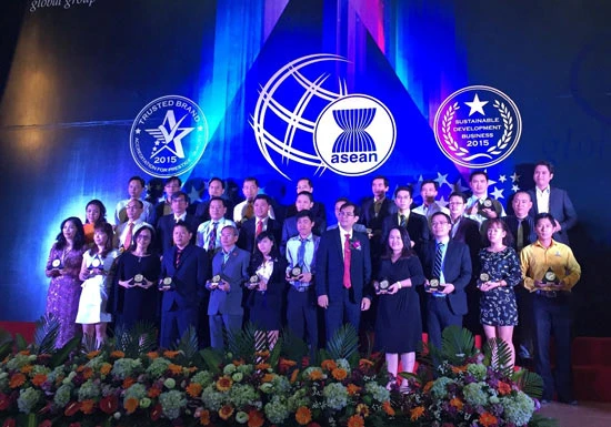Furama Resort Đà Nẵng nhận giải thưởng “Thương Hiệu Uy Tín – Trusted Brand 2015”