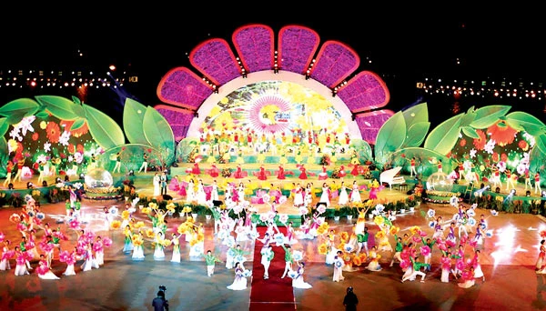 Khai mạc Festival hoa Đà Lạt lần VI