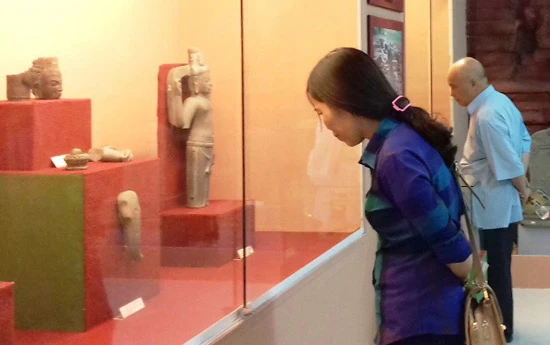 Bình Thuận: Trưng bày hơn 1.000 cổ vật quý