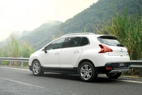 5 công nghệ hữu ích của Peugeot 3008 khi trời giá rét