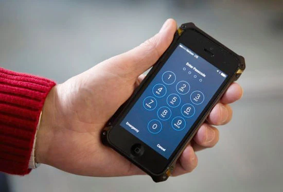 Tòa án Mỹ ủng hộ Apple chống bẻ khóa điện thoại