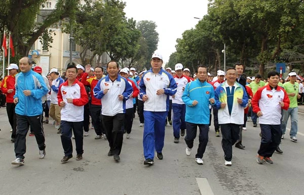 7.000 người tham dự ngày chạy Olympic vì sức khỏe toàn dân