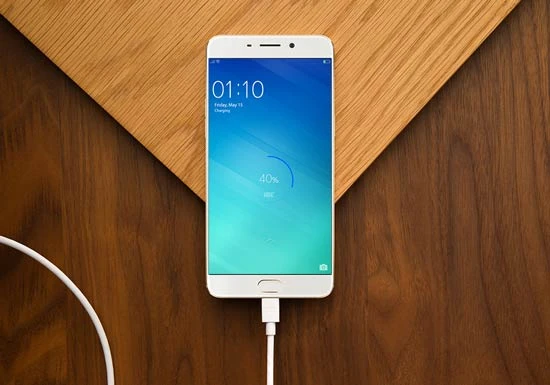 OPPO F1 Plus với giá bán 9.990.000 đồng