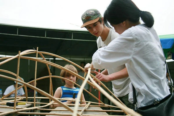 L’Homme Debout chuẩn bị cho Festival Huế 2016