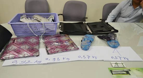 Bắt giữ hành khách vận chuyển gần 3 kg ma túy qua sân bay quốc tế Tân Sơn Nhất