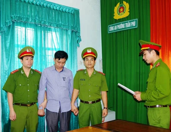 Hà Tĩnh: Bắt Giám đốc công ty lừa đảo chiếm đoạt tài sản