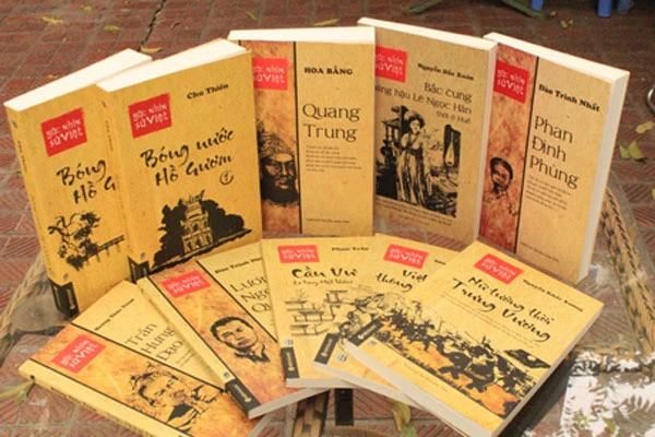 Mùa vàng của sách lịch sử Việt Nam