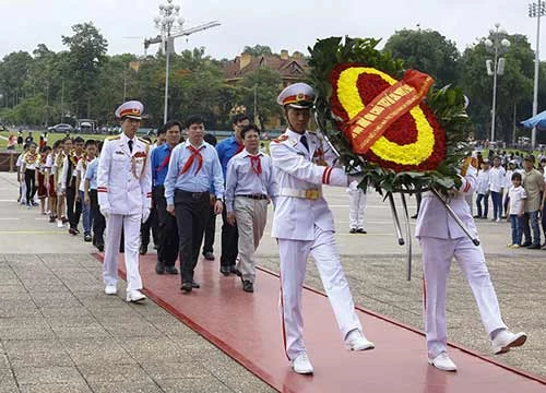 Tuyên dương các gương Chỉ huy Đội, Tổng phụ trách, cháu ngoan Bác Hồ tiêu biểu