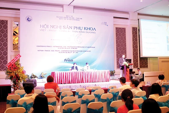 Hội nghị sản phụ khoa Việt-Pháp- châu Á - Thái Bình Dương lần thứ 16