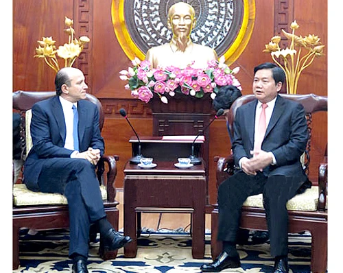 Đẩy mạnh hợp tác doanh nghiệp Việt Nam - Hoa Kỳ