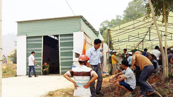 Vụ xông vào nhà bắn chết người: Thêm một đối tượng “sa lưới”