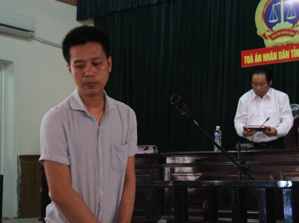 Hà Tĩnh: Trộm tiền lãnh đạo tỉnh lãnh án 8 năm tù