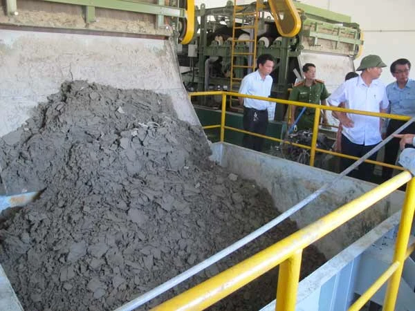 Hơn 700 tấn chất thải bùn đang tồn đọng tại Formosa