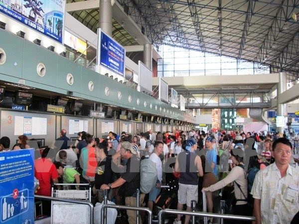 Sau vụ tin tặc tấn công mạng: Hệ thống điều hành bay ở Nội Bài và Tân Sơn Nhất vẫn an toàn