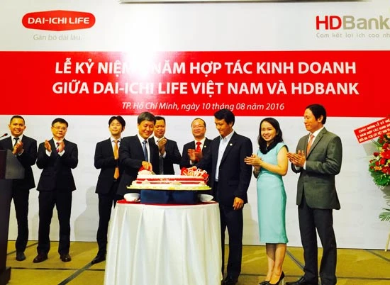 Doanh thu phí bảo hiểm của Dai-ichi Life VN và HDBank tăng 20 lần