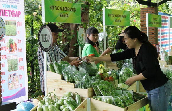 Chưa đáp ứng được yêu cầu, 7 đơn vị không thể tham gia phiên chợ nông sản an toàn