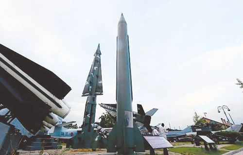 Triều Tiên phóng tên lửa đạn đạo, các nước lại phản đối