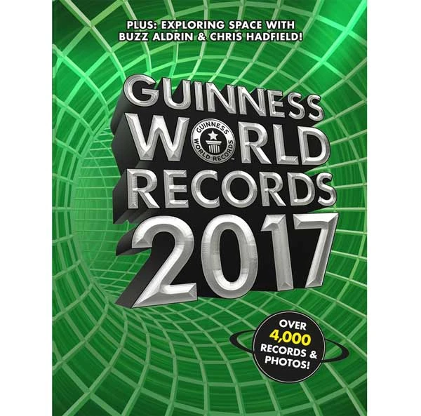 Phát hành ấn bản tiếng Anh "Kỷ lục Guinness Thế giới năm 2017" cùng lúc với thế giới